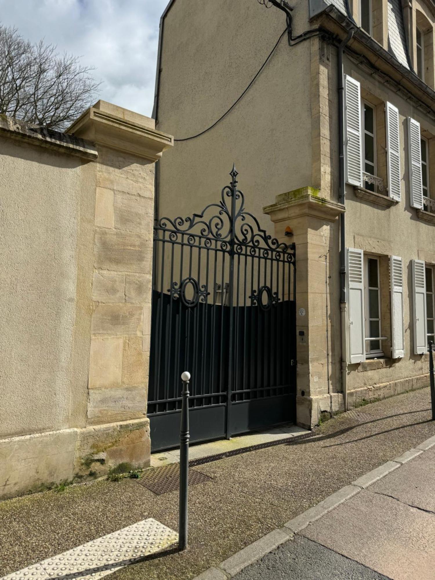 Appartamento Le Hetre Pourpre Bayeux Esterno foto